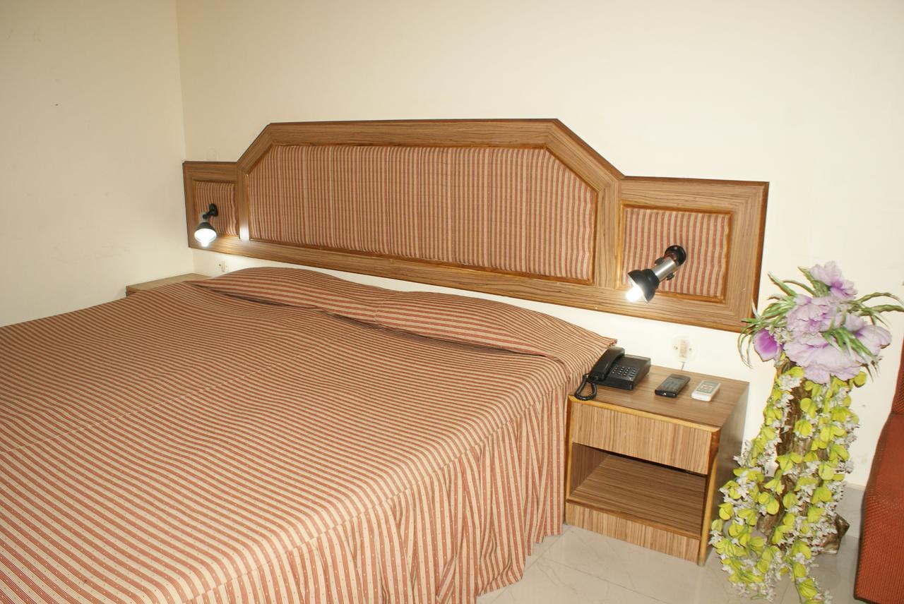 Hotel Lara India Varanasi Luaran gambar