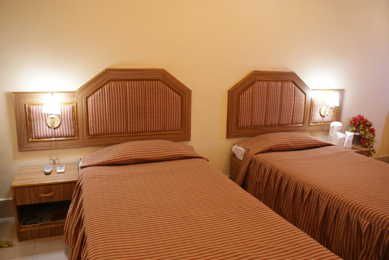 Hotel Lara India Varanasi Luaran gambar